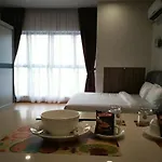 Wastone Suites@Country Garden Danga Bay